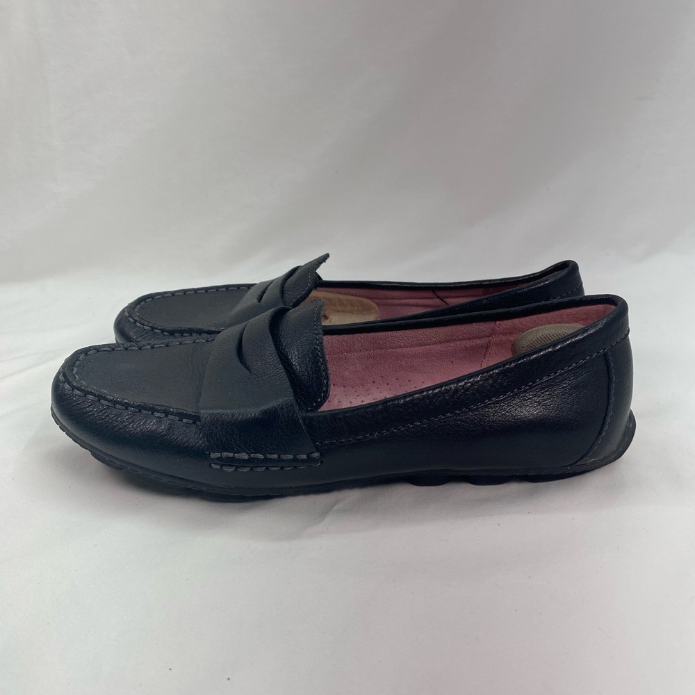 women white mountain shoes black leather